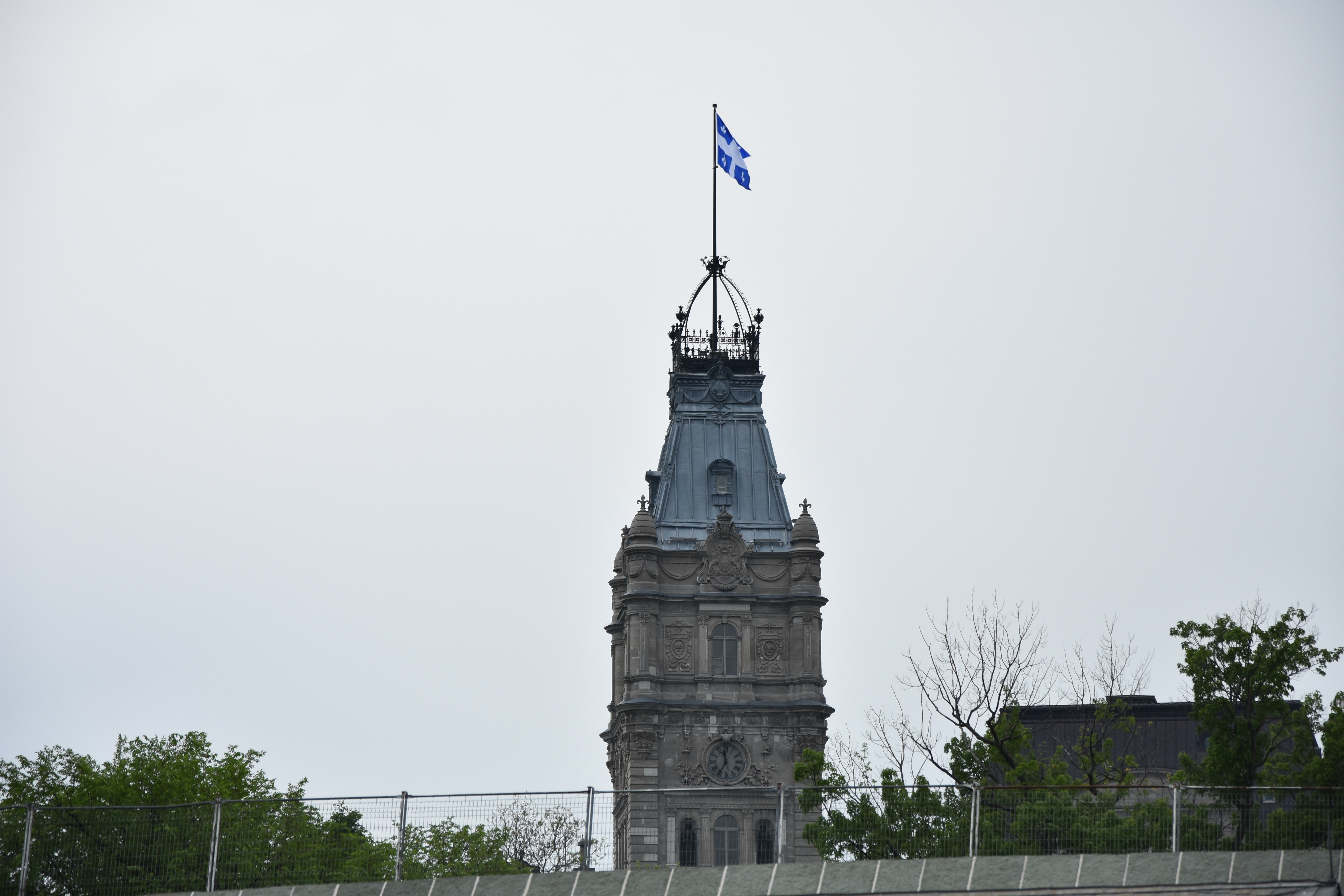 Réactions à la présentation du gouvernement caquiste